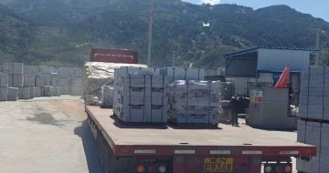 眉山 芝麻白仿形路沿石，直形路沿石