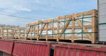 眉山 芝麻白花岗岩地铺石出口专车-泰国游