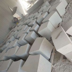 眉山 白麻花岗岩异形坐凳