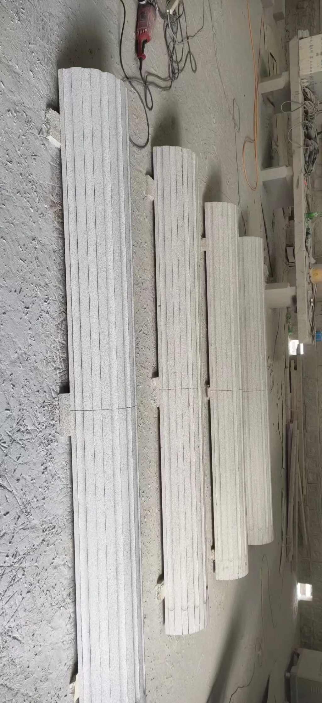 眉山 花岗岩厂家带你看白麻花岗岩门楼大柱柱皮