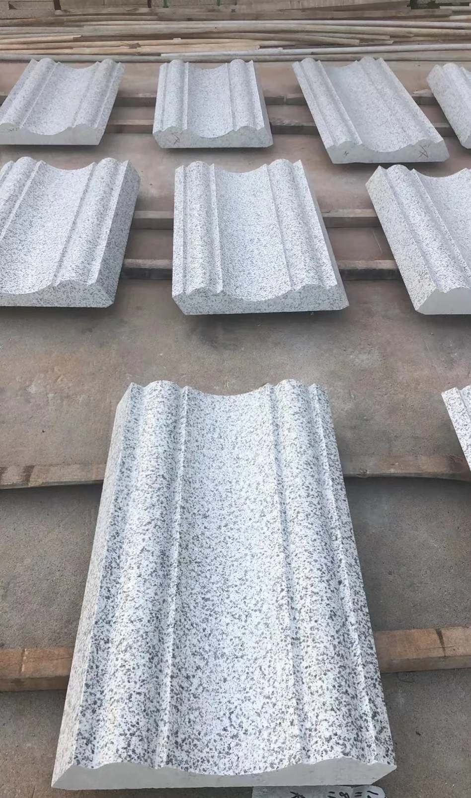 眉山 白麻花岗岩光面别墅线条