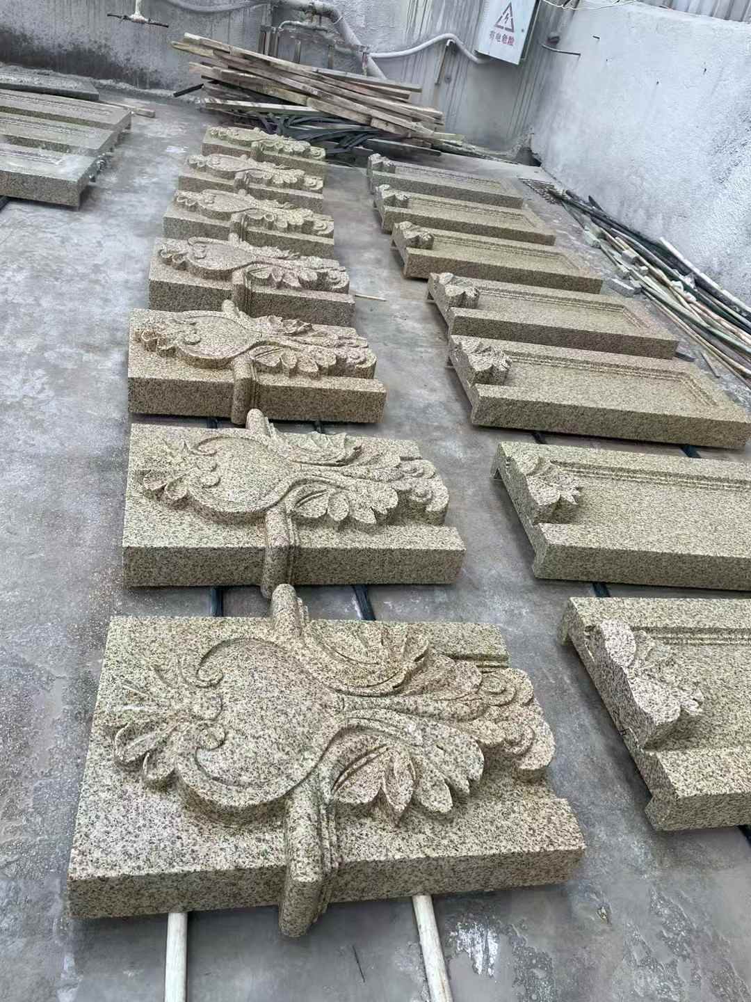 眉山 黄金麻花岗岩别墅外墙雕刻板