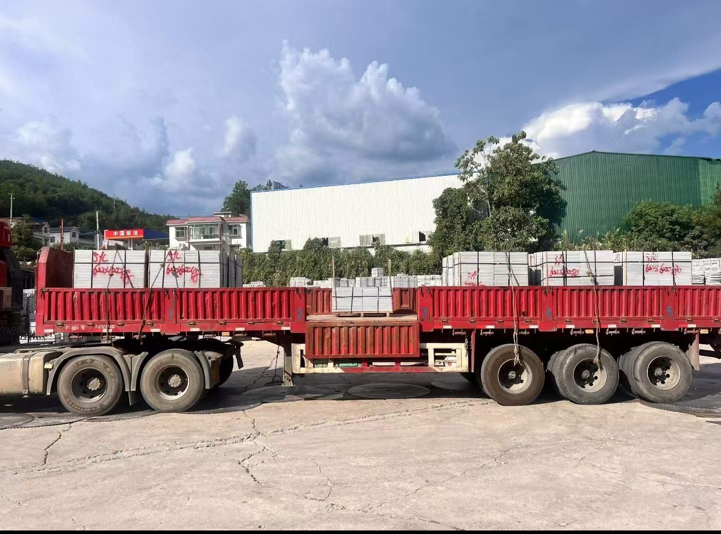 眉山 芝麻灰花岗岩地铺石出货日常