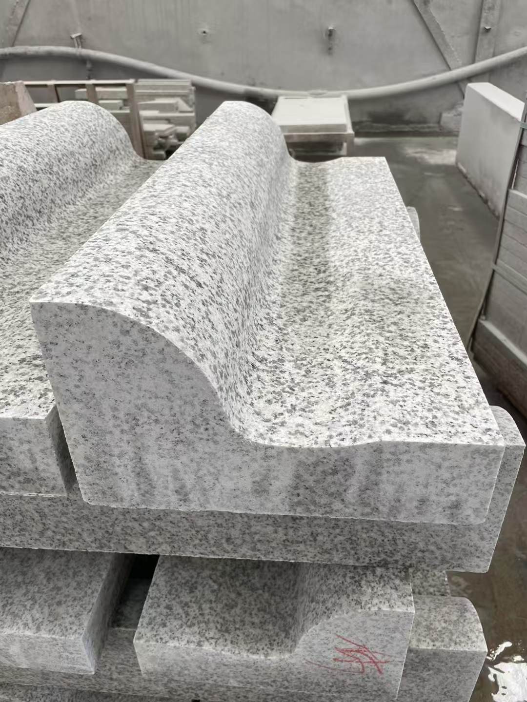 眉山 白麻花岗岩S型路沿石，路侧石，马路牙子等