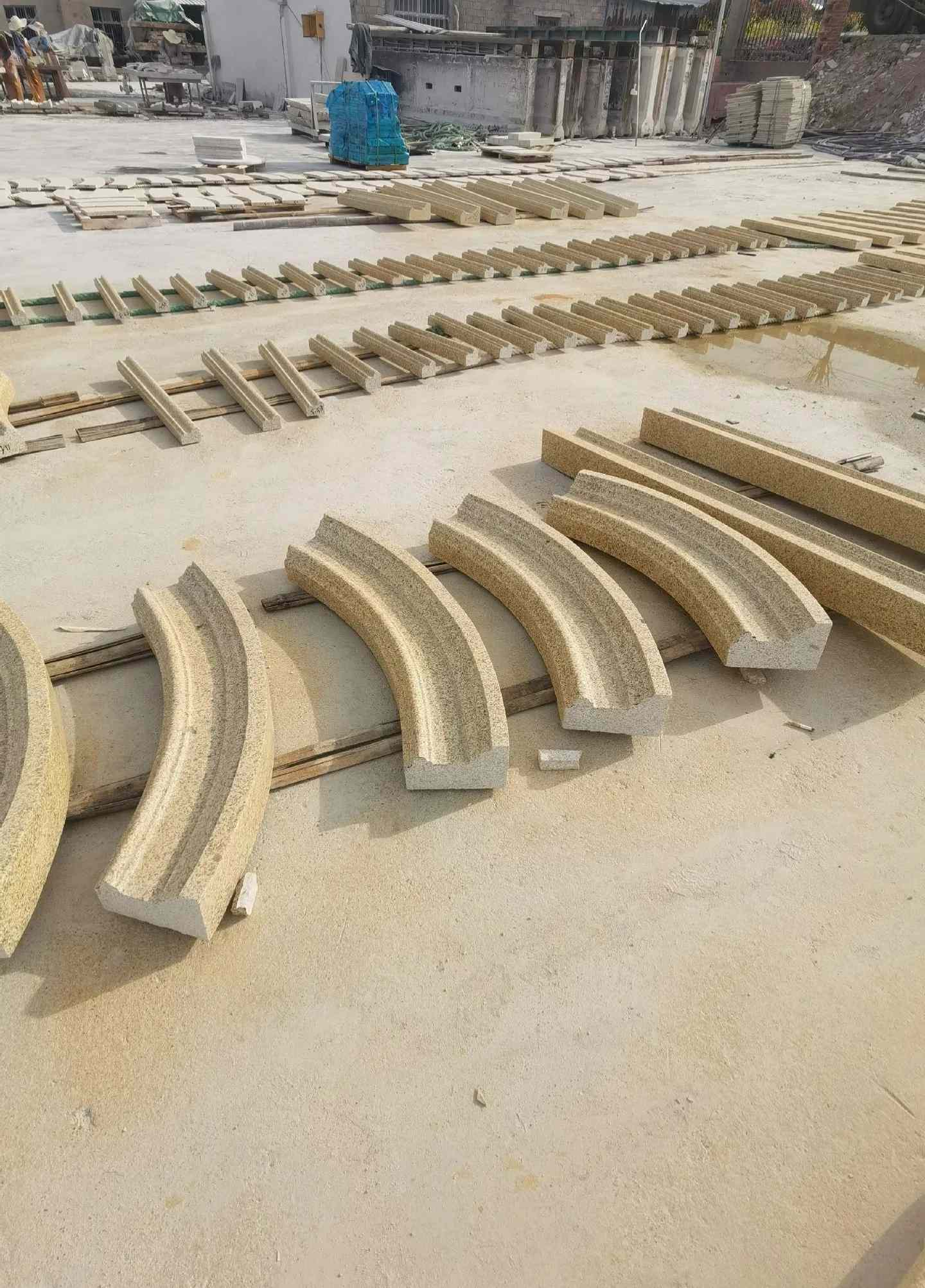 眉山 黄金麻花岗岩别墅线条