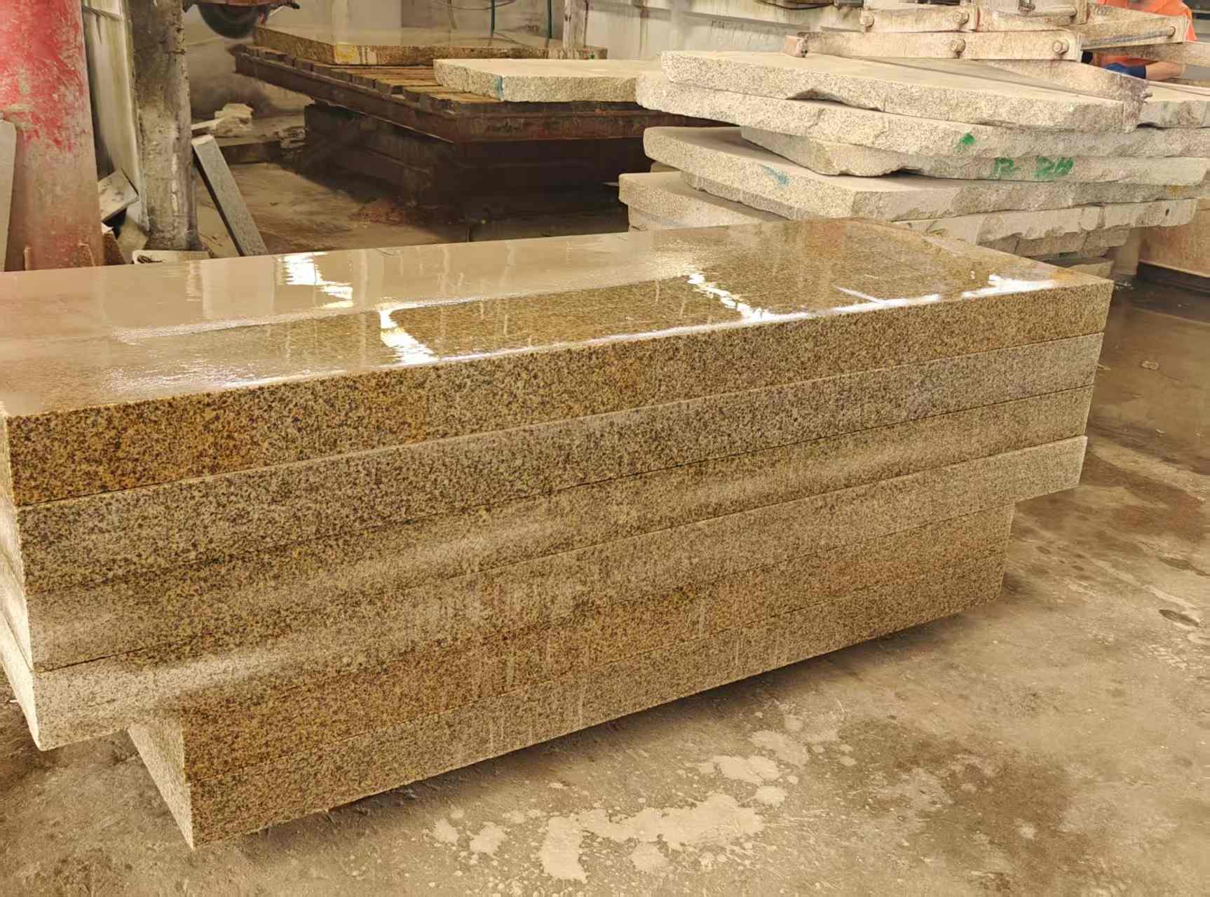 眉山 黄金麻栏杆料半成品加工中